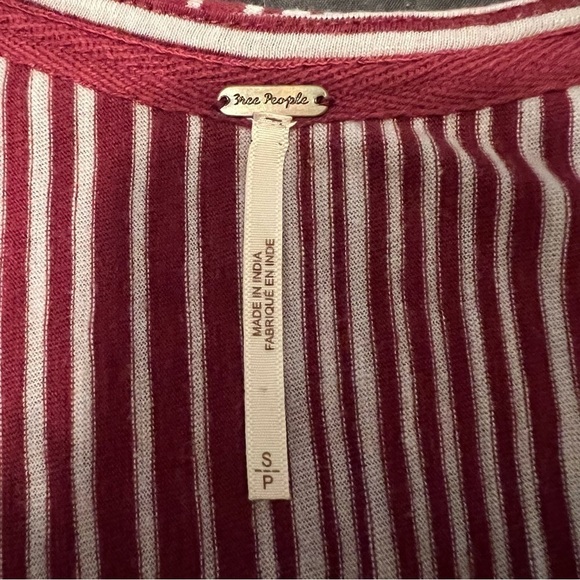 Free People Cache Coeur Top Maroon Red Gray Stripe Bell Sleeve Festive Sz Small - Picture 8 of 8